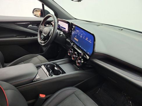 Used 2024 Chevrolet Blazer EV RS AWD/4WD image 31