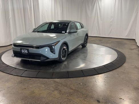 Certified 2025 Kia K4 EX image 4