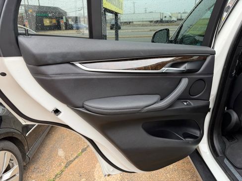 Used 2017 BMW X5 xDrive35i image 13