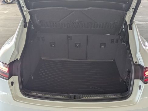 Used 2019 Porsche Macan image 6