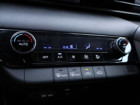 New 2025 Hyundai Elantra Sport image 36