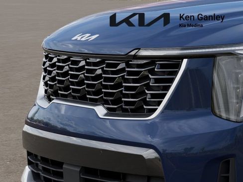New 2026 Kia Sorento S FWD image 12