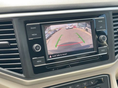 Certified 2023 Volkswagen Atlas SE AWD/4WD image 26