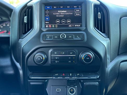 Used 2020 Chevrolet Silverado 2500 W/T w/ WT Convenience Package AWD/4WD image 11