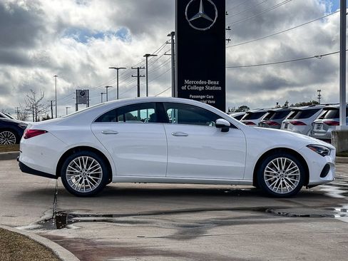 Used 2025 Mercedes-Benz CLA 250 image 9