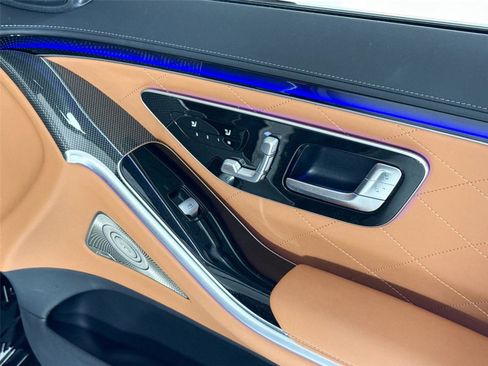 Used 2024 Mercedes-Benz S 580e 4MATIC Sedan image 34