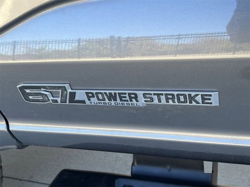 Used 2025 Ford F250 XLT w/ FX4 Off-Road Package image 9