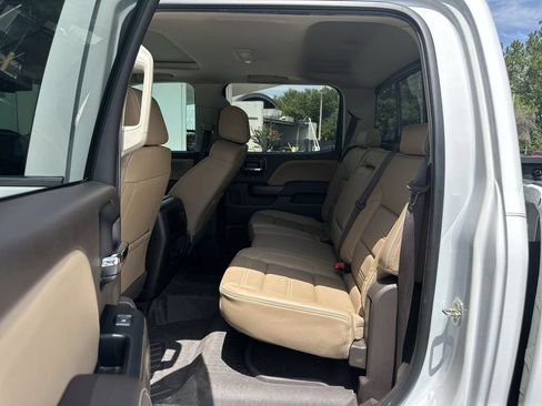 Certified 2019 GMC Sierra 2500 Denali w/ Duramax Plus Package AWD/4WD image 25
