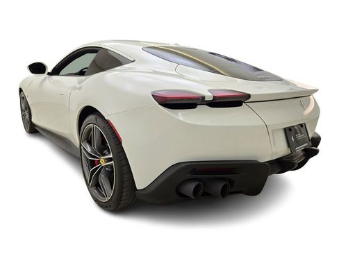 Used 2024 Ferrari Roma RWD image 11