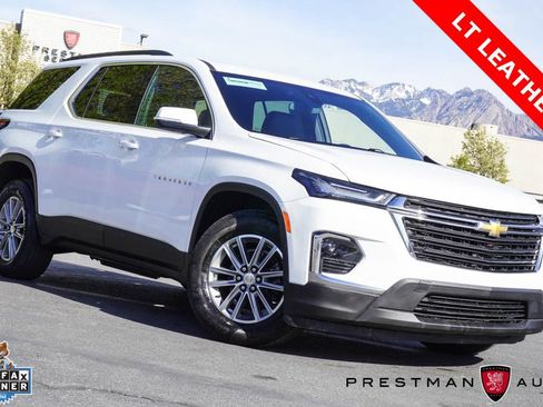 Used 2023 Chevrolet Traverse LT AWD/4WD image 1