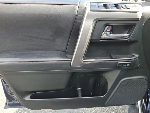 Used 2023 Toyota 4Runner Limited image 12
