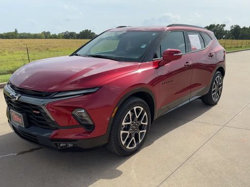 Used 2025 Chevrolet Blazer RS FWD image 5