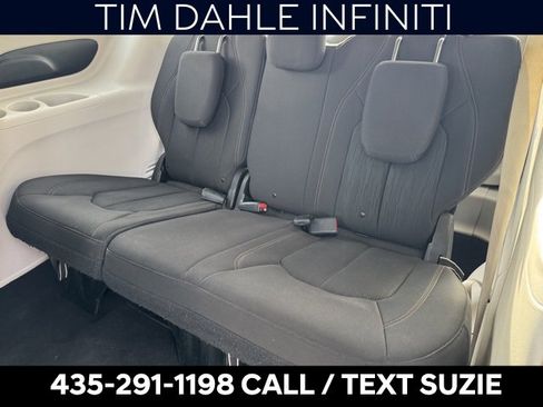 Used 2019 Chrysler Pacifica Touring Plus w/ Advanced Safetytec Group image 15