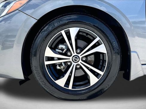 Used 2021 Nissan Sentra SV w/ Lighting Package FWD image 10