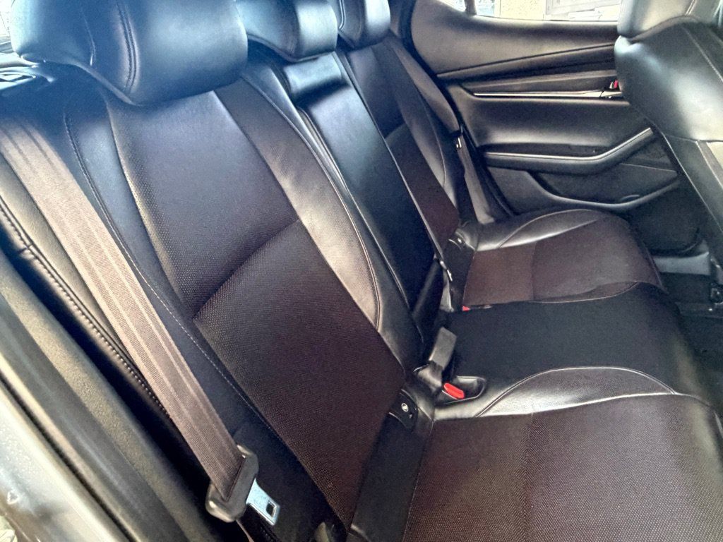 Used 2019 MAZDA MAZDA3 AWD Hatchback w/ Premium Pkg image 32