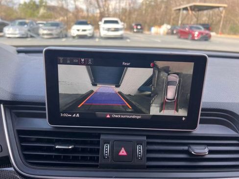 Used 2018 Audi SQ5 Prestige w/ Prestige Package image 26