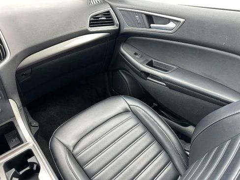 Used 2024 Ford Edge SEL image 16
