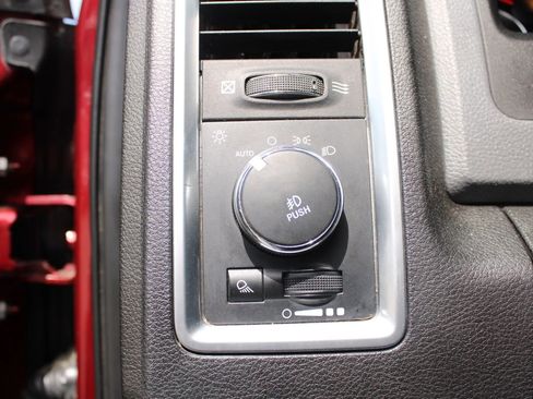 Used 2018 RAM 3500 Big Horn image 20