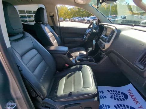 Used 2022 GMC Canyon Denali image 26