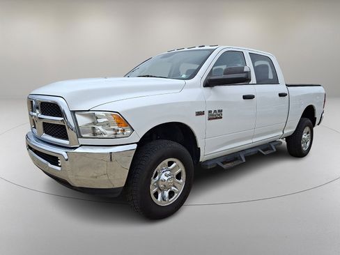 Used 2018 RAM 2500 Tradesman w/ Chrome Appearance Group image 5