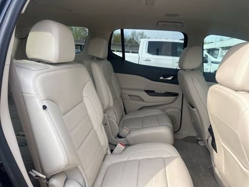Used 2022 GMC Acadia Denali w/ Denali Technology Package image 21