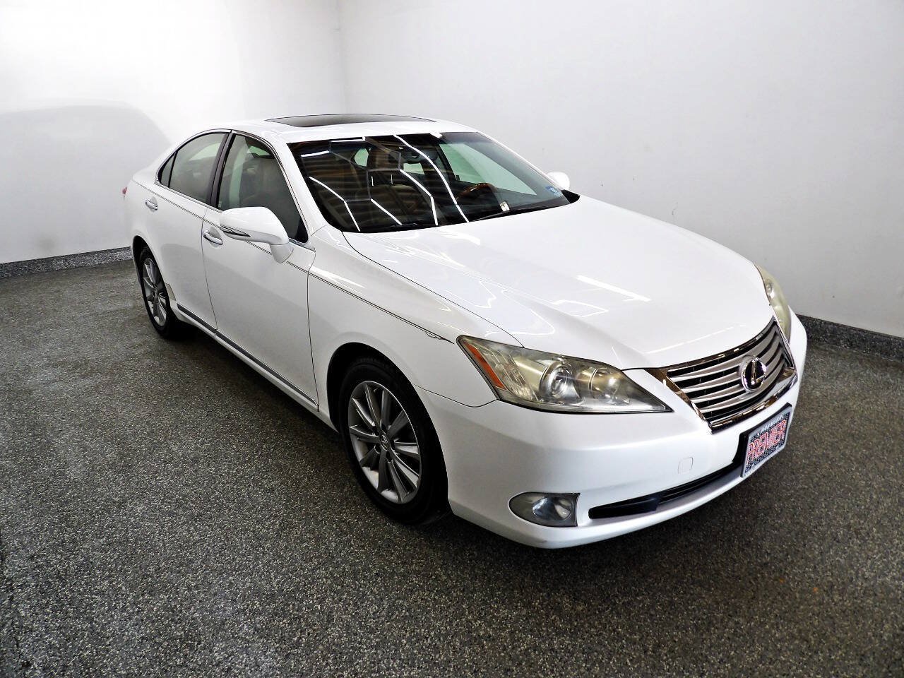 Used 2012 Lexus ES 350 w/ Touring Special Edition FWD image 3