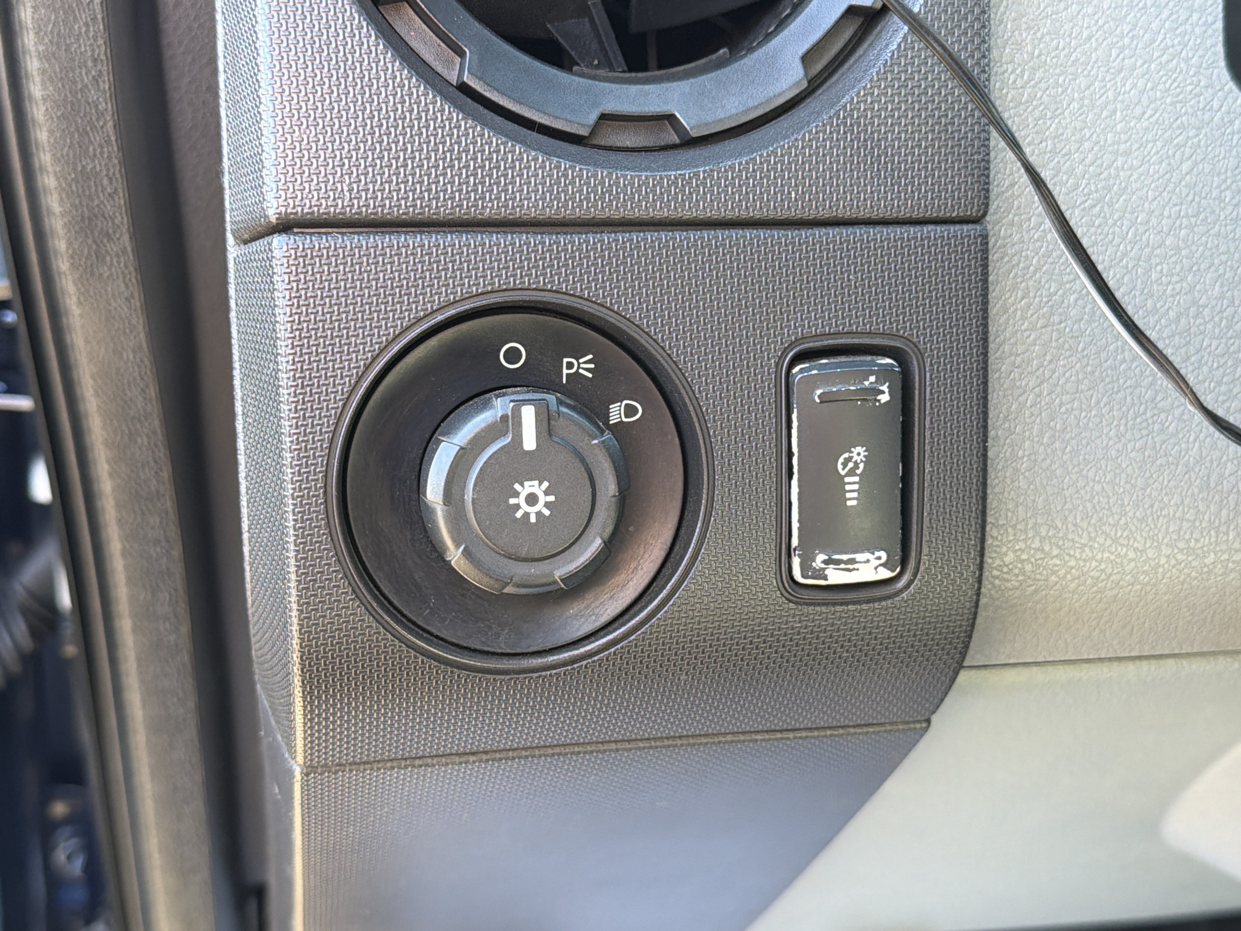 Used 2013 Ford F250 XL w/ Heavy Service Suspension Pkg AWD/4WD image 12
