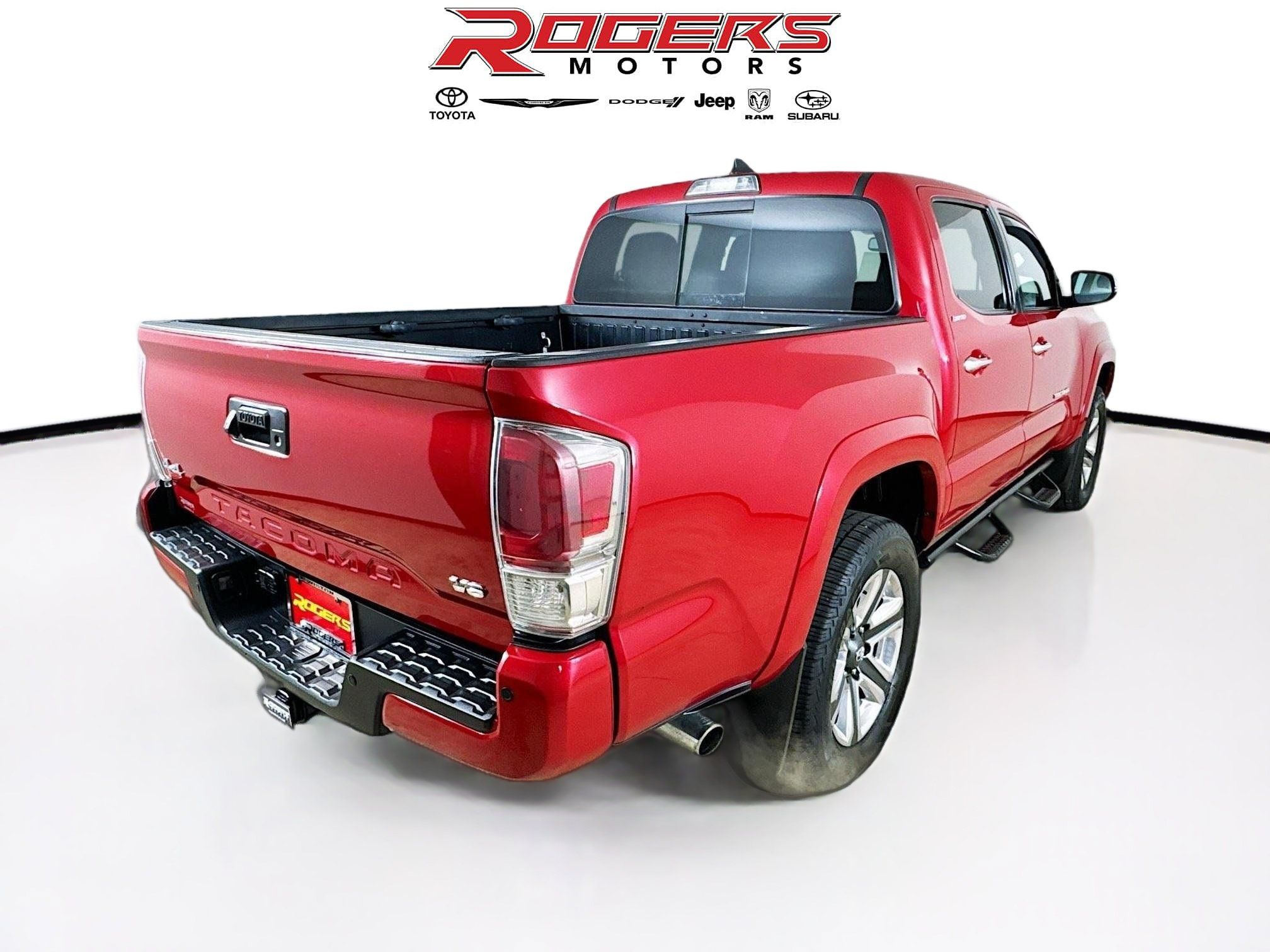 Used 2019 Toyota Tacoma Limited AWD/4WD image 8