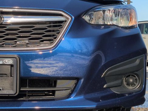 Used 2017 Subaru Impreza 2.0i Premium image 11