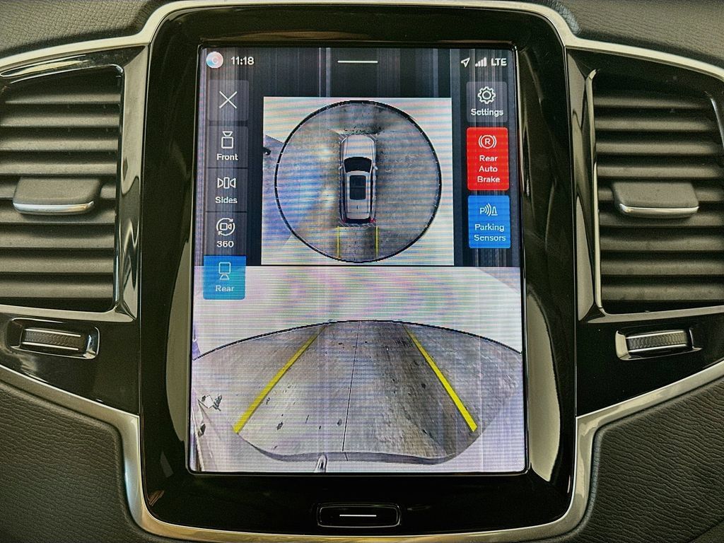 Used 2024 Volvo XC90 B5 Plus AWD/4WD image 19