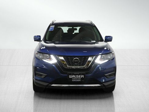 Used 2018 Nissan Rogue SV w/ Premium Package image 8