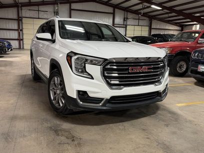 Used 2024 GMC Terrain SLT