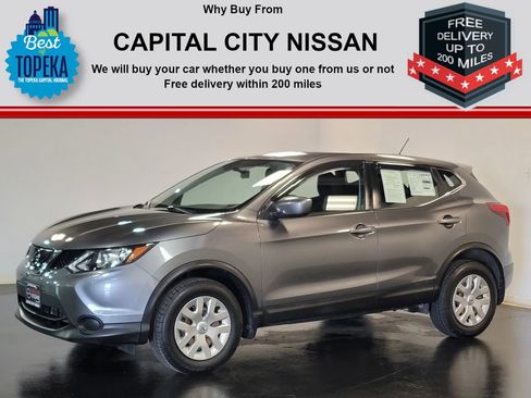Used 2019 Nissan Rogue Sport S image 5