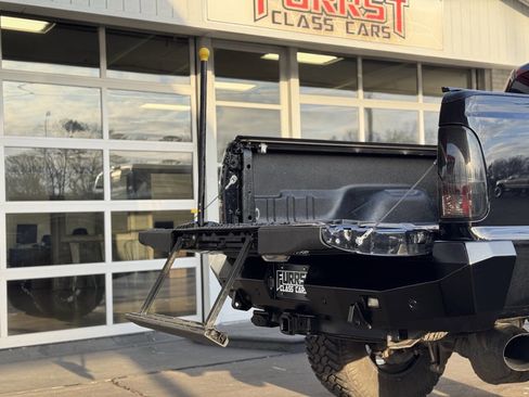 Used 2016 Ford F250 King Ranch w/ King Ranch w/Chrome Package image 17