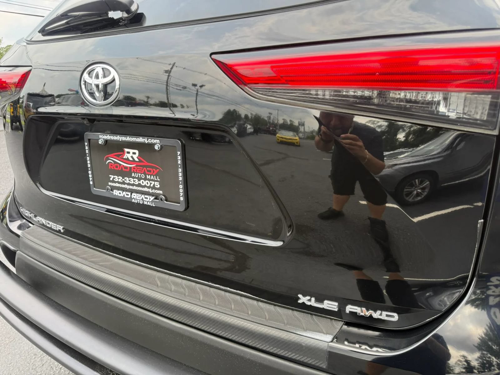 Used 2021 Toyota Highlander XLE AWD/4WD image 64
