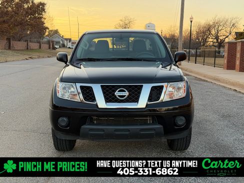 Used 2019 Nissan Frontier SV image 8