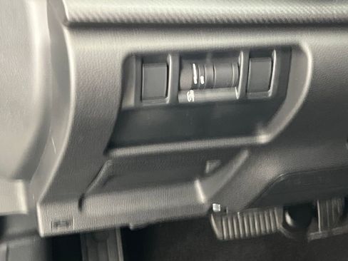 New 2026 Subaru Crosstrek 2.5i Limited w/ Crosstrek Mirror Package image 31