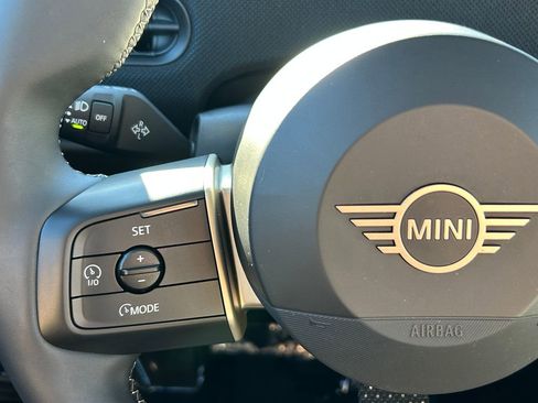 Used 2025 MINI Cooper S image 19