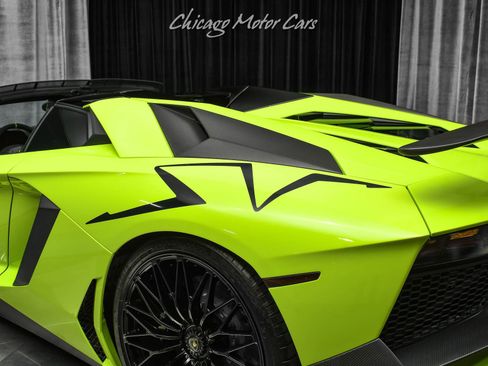 Used 2016 Lamborghini Aventador LP 750-4 Superveloce image 40