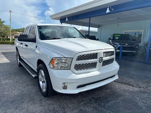Used 2015 RAM 1500 Express AWD/4WD image 7