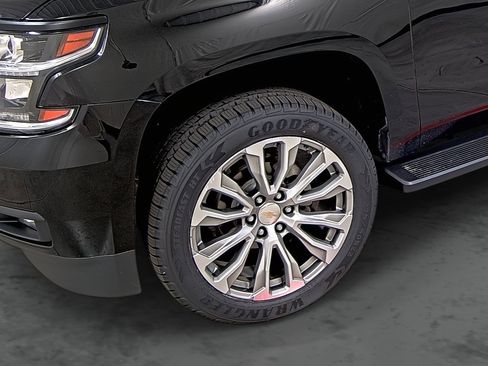 Used 2018 Chevrolet Tahoe LT image 7