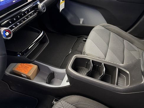 New 2027 Chevrolet Bolt LT w/ Comfort Package FWD image 23