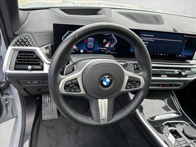 Used 2026 BMW X5 xDrive40i AWD/4WD image 13