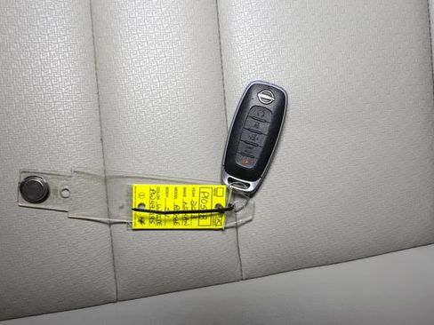 Used 2023 Nissan Rogue SV w/ SV Premium B Package AWD/4WD image 38