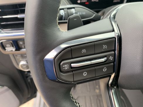 Used 2026 GMC Yukon Denali Ultimate AWD/4WD image 19