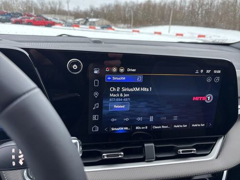 New 2026 Chevrolet Equinox LT w/ Convenience Package II FWD image 14