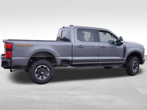 Certified 2023 Ford F250 Lariat w/ Lariat Ultimate Package image 5