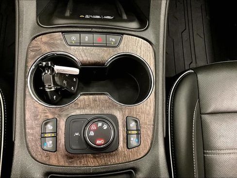 Used 2023 GMC Acadia Denali AWD/4WD image 37