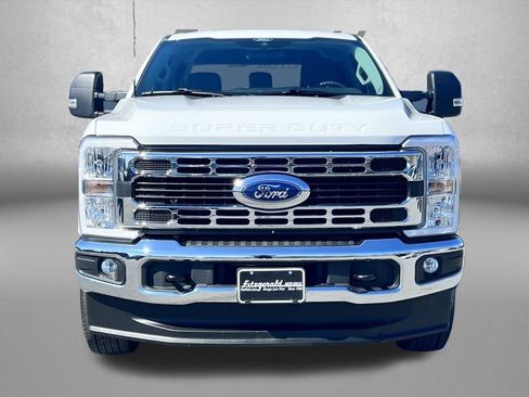 Used 2025 Ford F250 XLT image 5