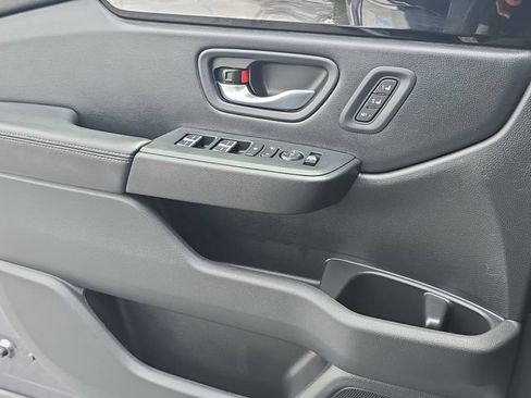 Used 2025 Honda Pilot EX-L image 26